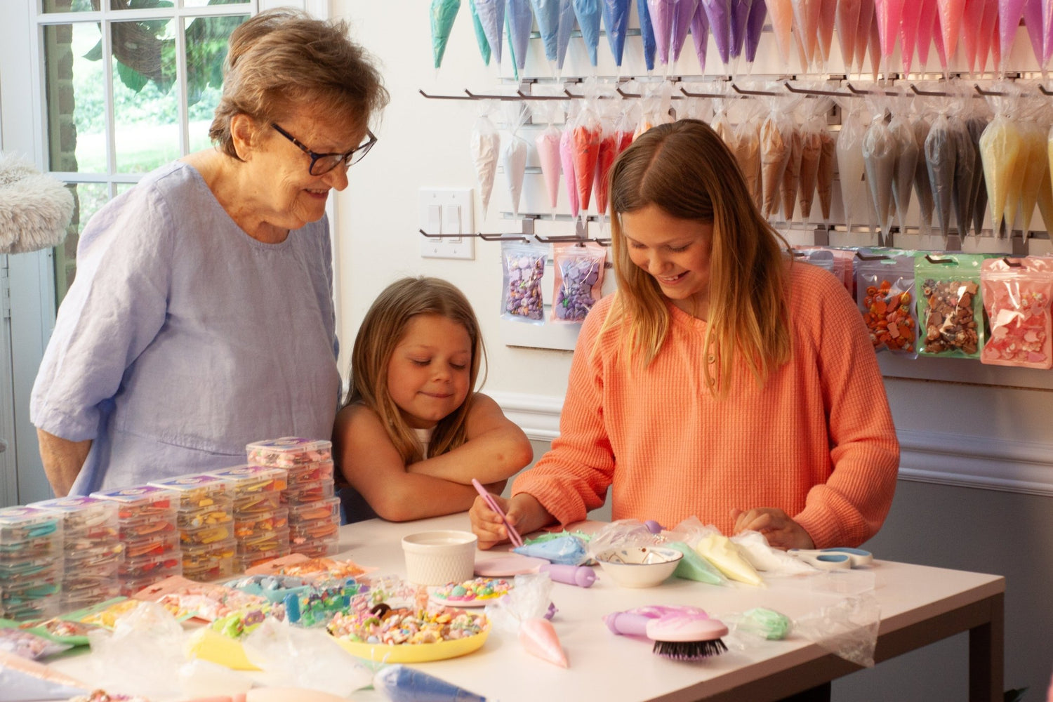 Whimsy DIY Studio Decoden Party Kit - 15 Person Kit - DIY Picture Frames - Whimsy DIY Studio